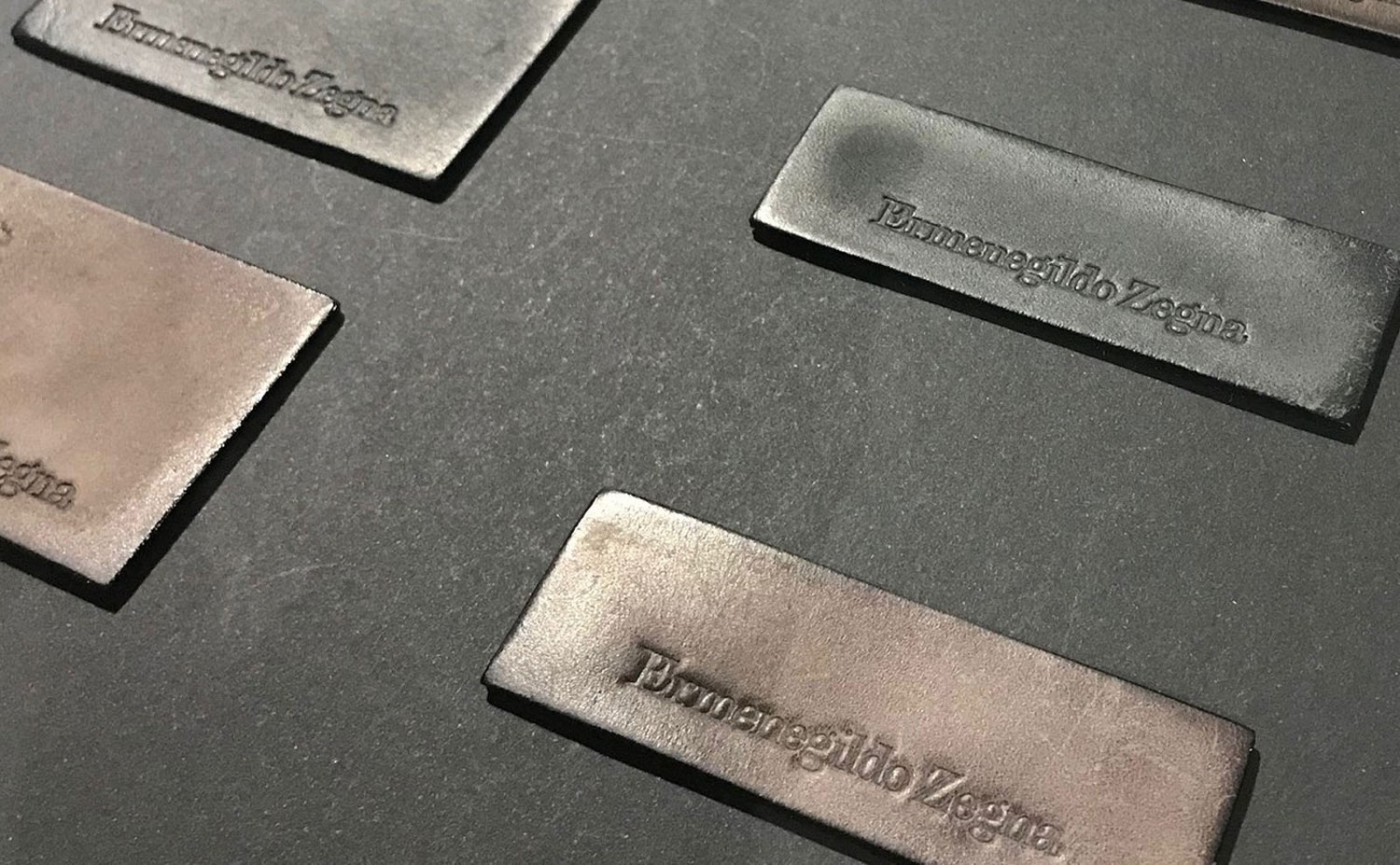 Placche e finiture metallizzate personalizzate